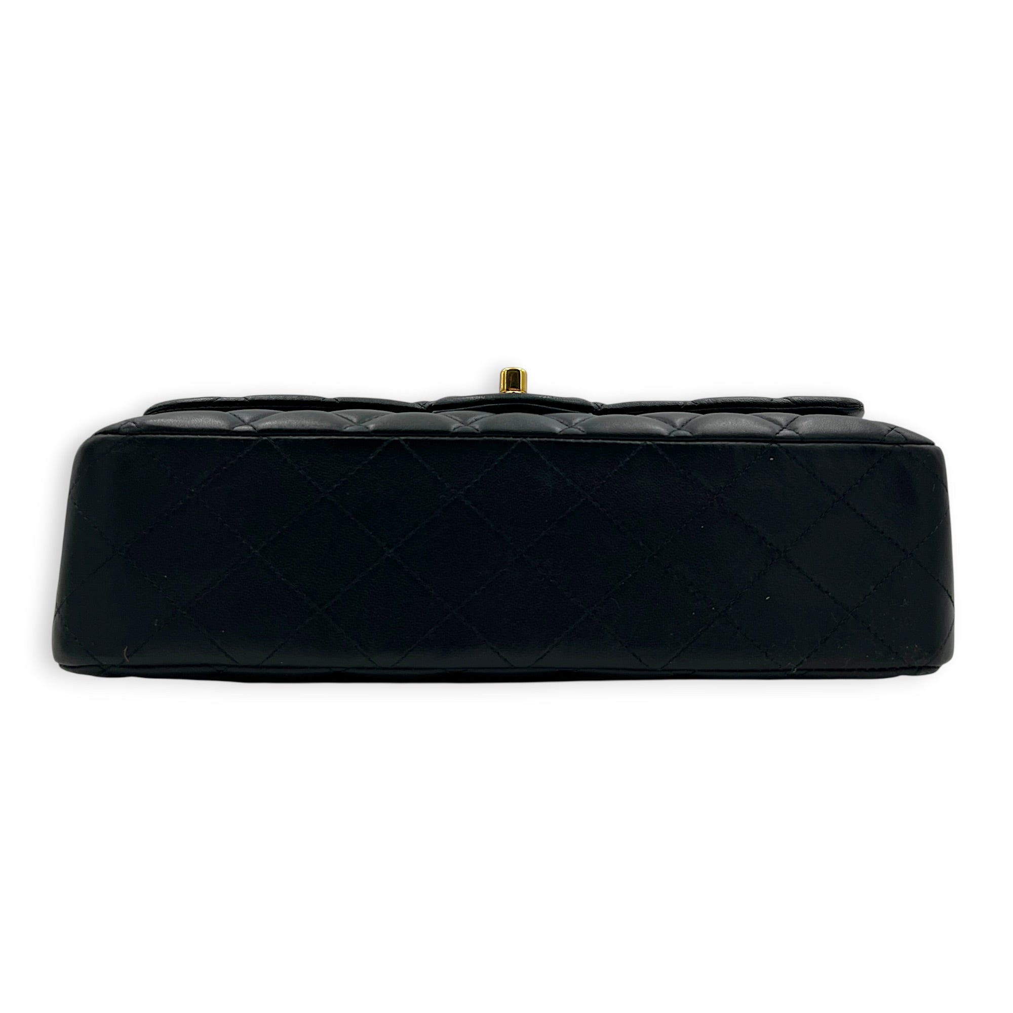 Classic Medium Black Shoulder Bag in Lambskin, Gold hardware