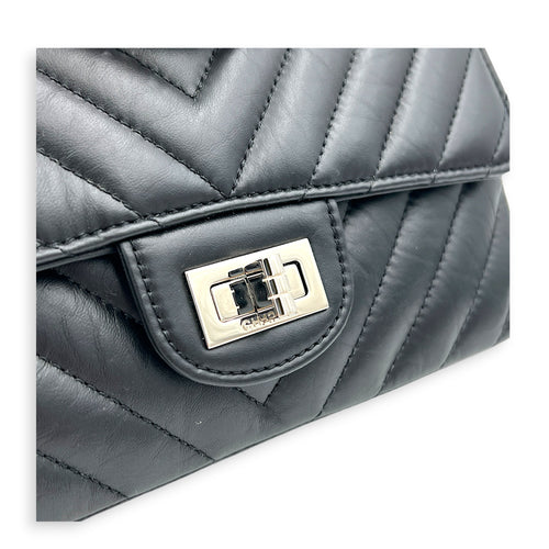 2.55 Shoulder Bag Black in Calfskin, Silver hardware