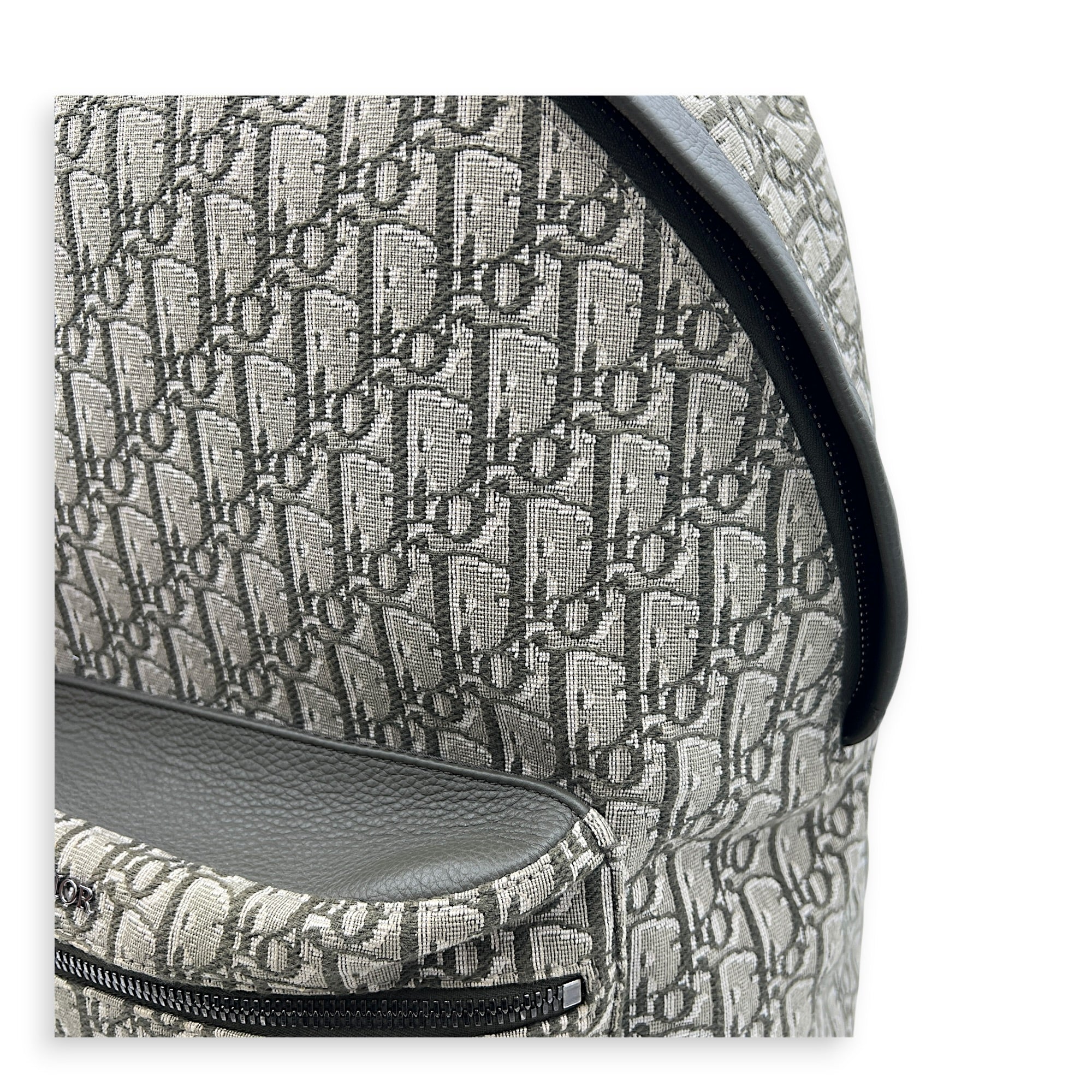 Oblique Backpack Green in Canvas, Silver hardware