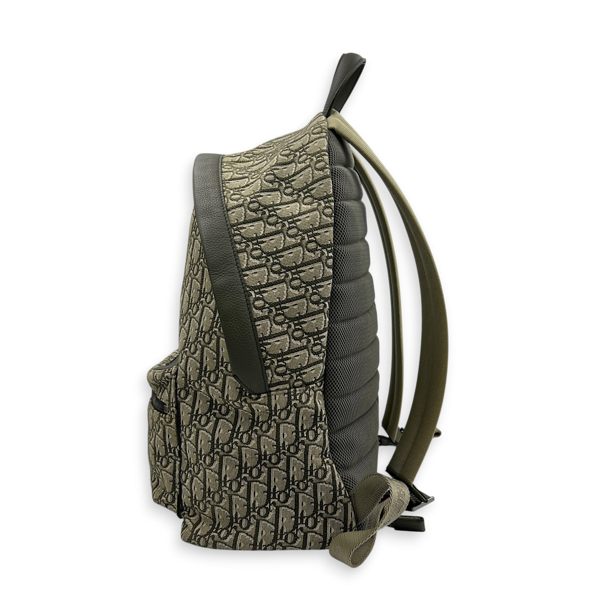 Oblique Backpack Green in Canvas, Silver hardware