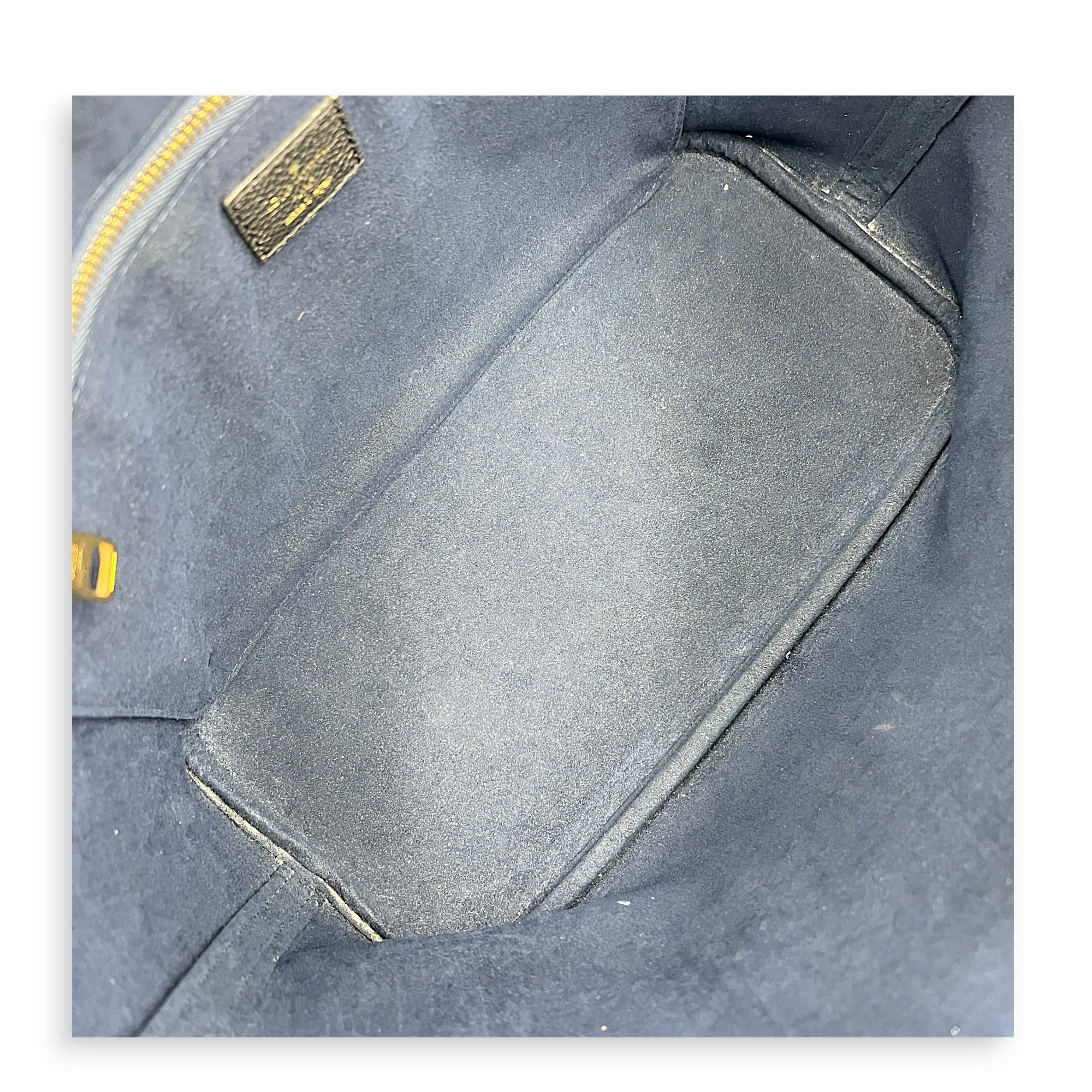 Neverfull MM Black Tote Bag in Empreinte Leather, Gold hardware
