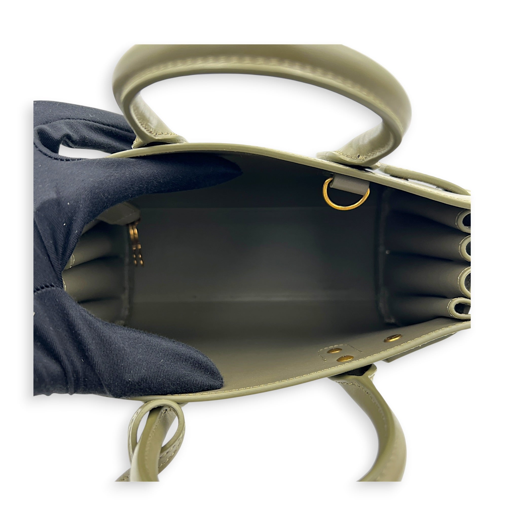 Sac de Jour Top Handle Bag Green in Calfskin, Gold hardware