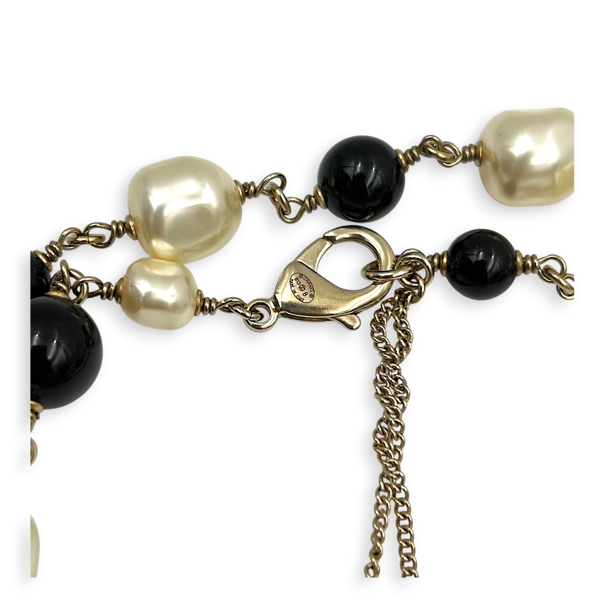 Beaded Necklace Multi-colour in Faux Pearl, Gold hardware