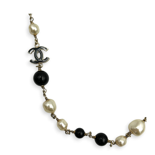 Beaded Necklace Multi-colour in Faux Pearl, Gold hardware
