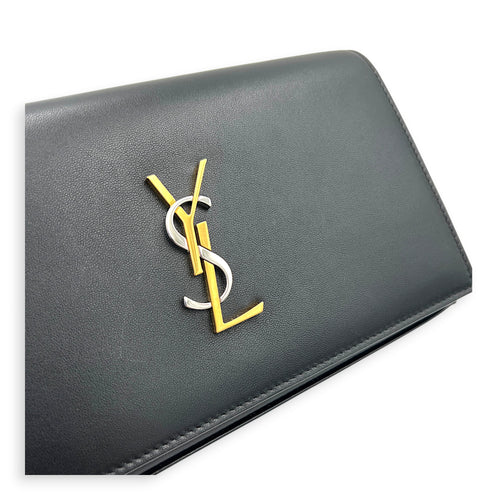 Cassandra Black Wallet On Chain in Calfskin, Mixed hardware