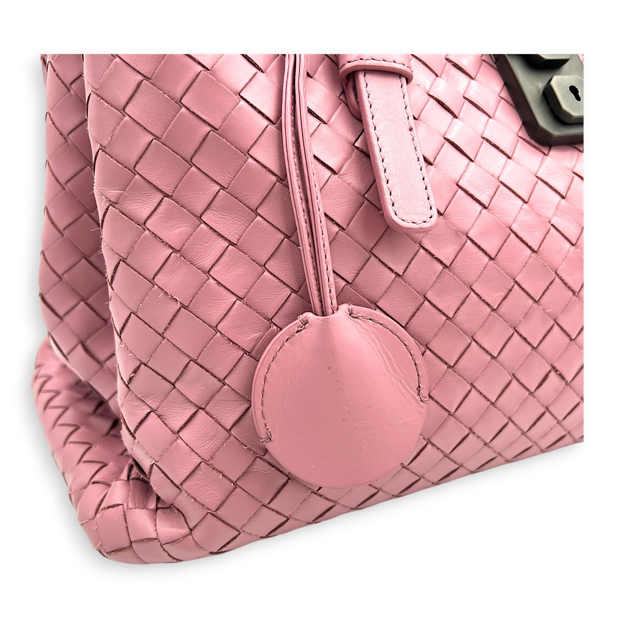 Intrecciato Top Handle Bag Pink in Calfskin, Gunmetal hardware