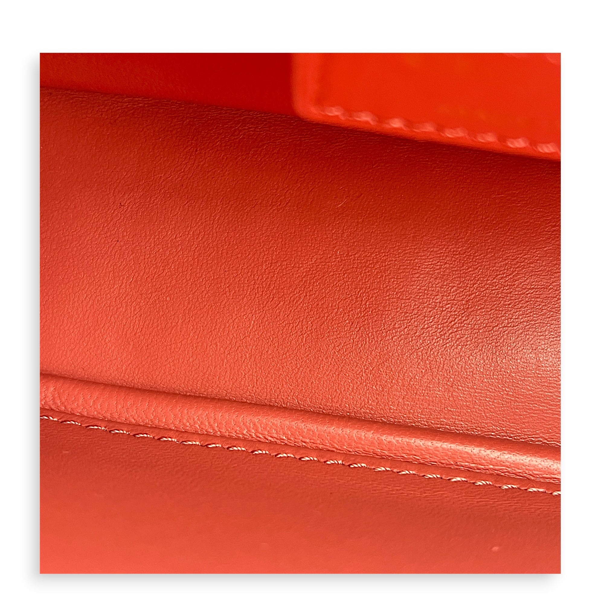 Caro Shoulder Bag Pink in Calfskin, Gold hardware