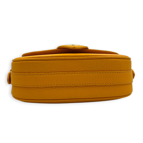 Pont Neuf 9 Shoulder Bag Yellow in Calfskin, Gold hardware