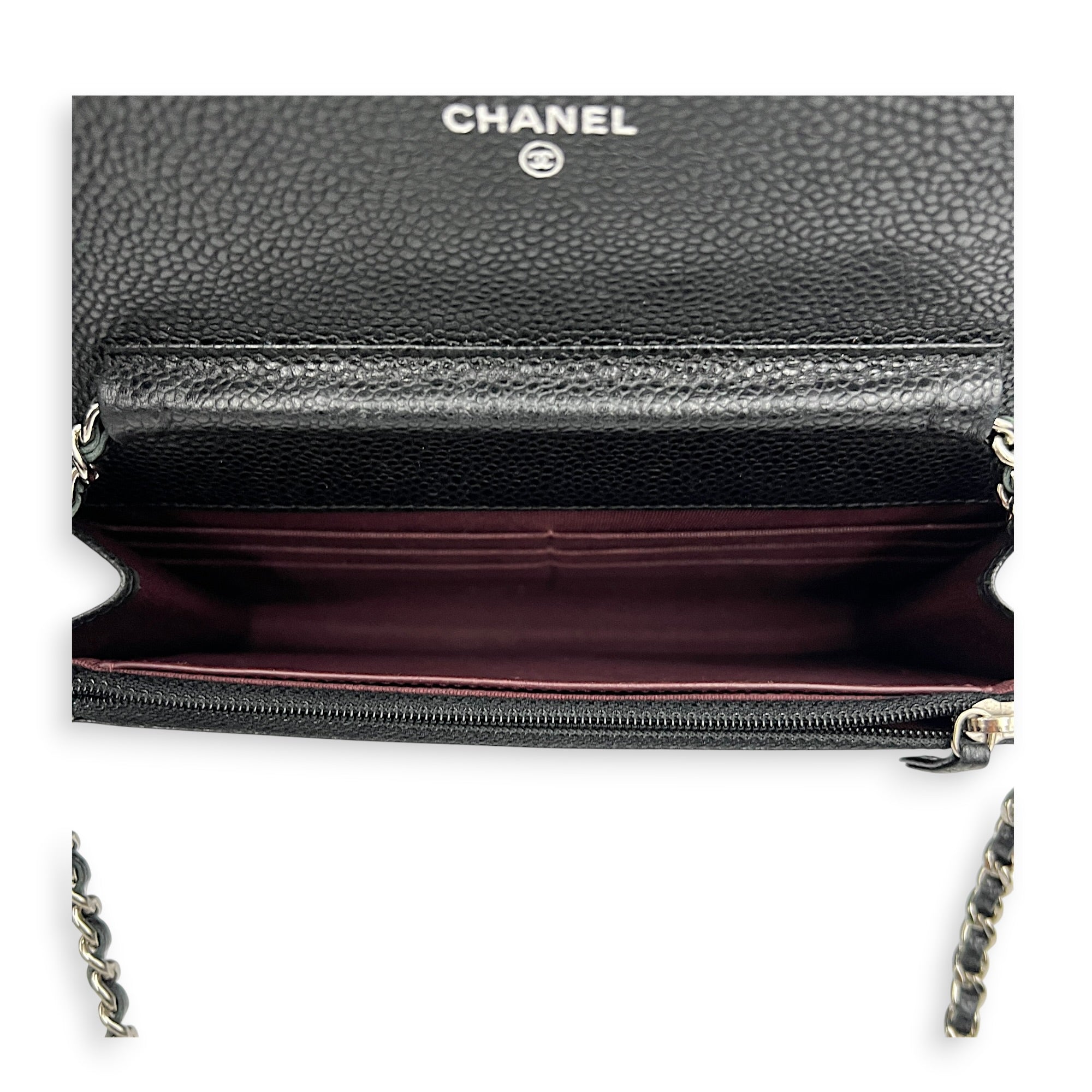 Classic Wallet On Chain Black in Caviar Leather, Silver hardware