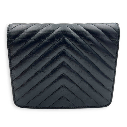 2.55 Wallet On Chain Black in Calfskin, Black hardware
