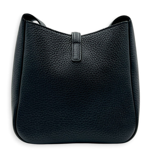 Le 5 A 7 Shoulder Bag Baby Black in Calfskin, Gold hardware