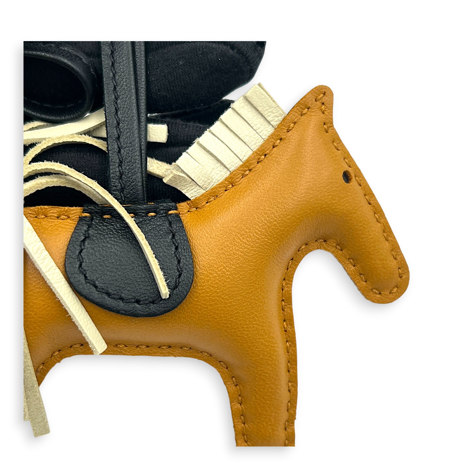 Rodeo PM Sesame/ Noir/ Nata Charm in Swift