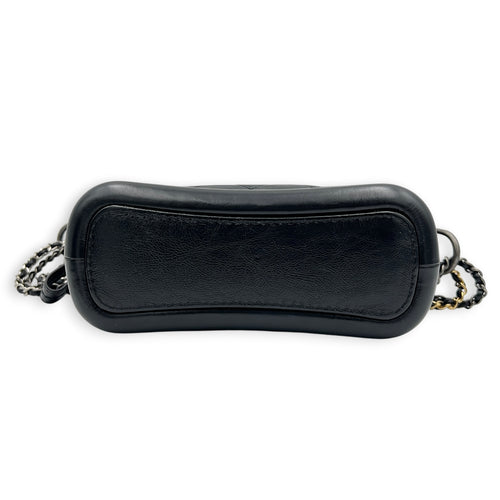 Gabrielle Small Black Shoulder Bag in Calfskin, Mixed hardware