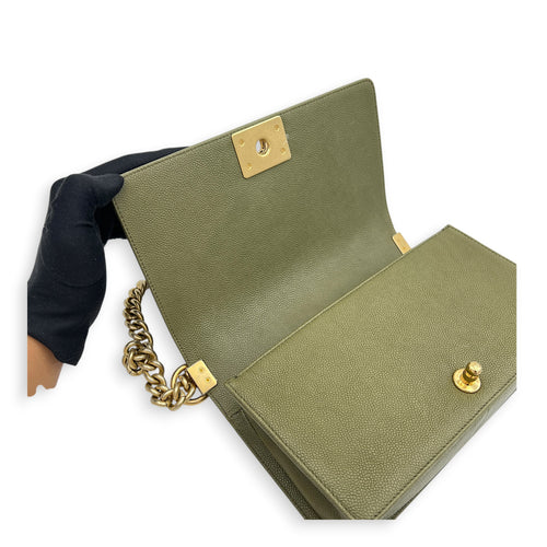 Boy Medium Green Shoulder Bag in Caviar Leather, Gold hardware