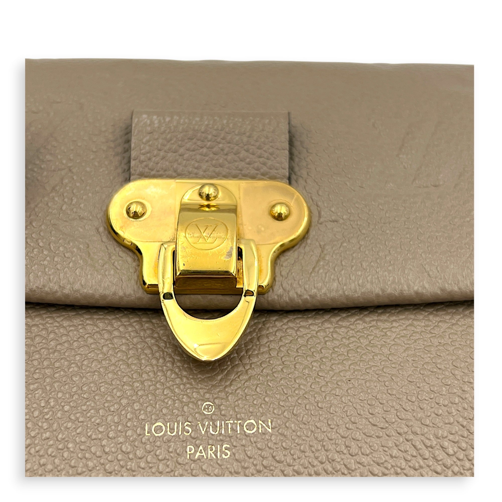 Vavin Wallet On Chain Beige in Empreinte Leather, Gold hardware