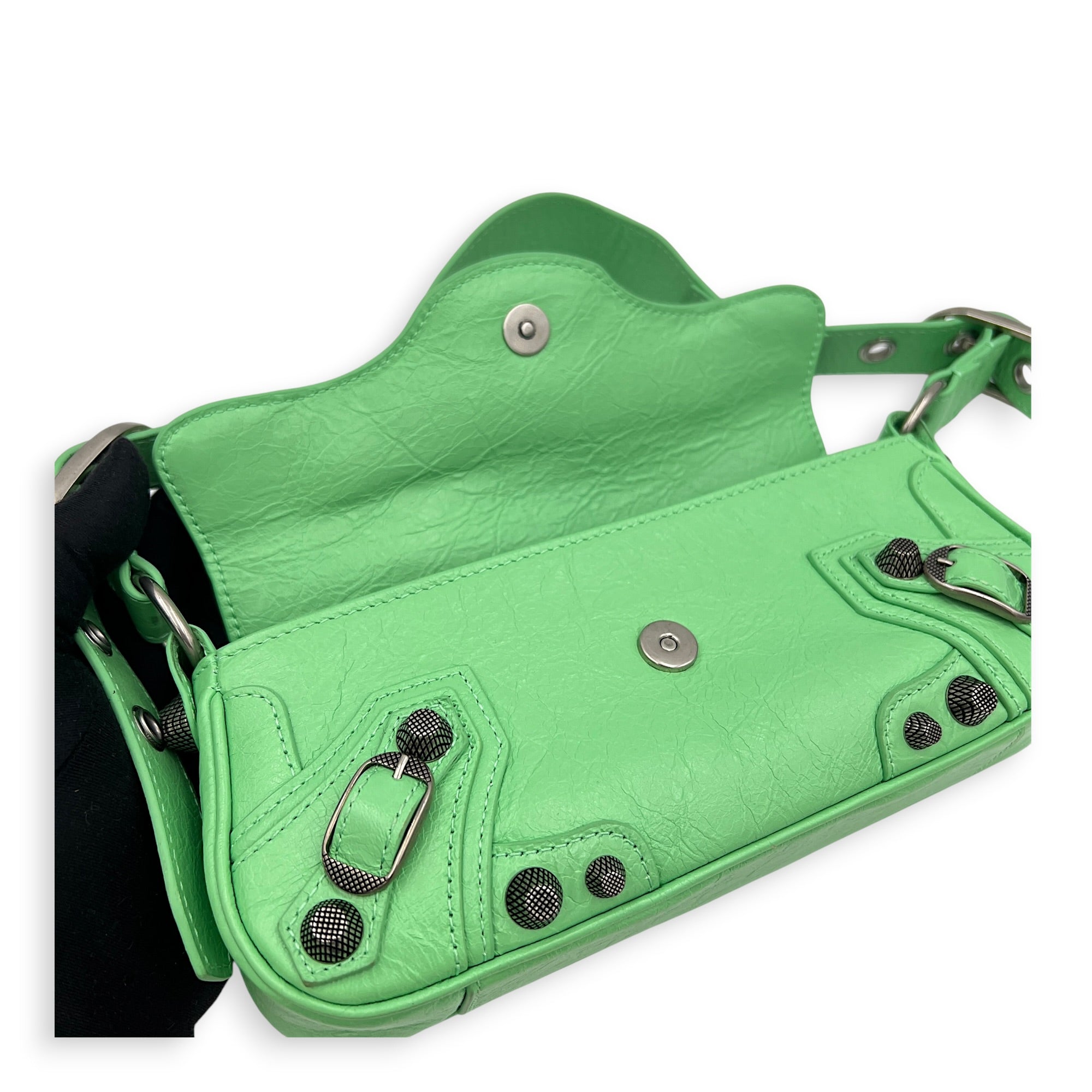 Le Cagole Shoulder Bag XS Green in Calfskin, Silver hardware