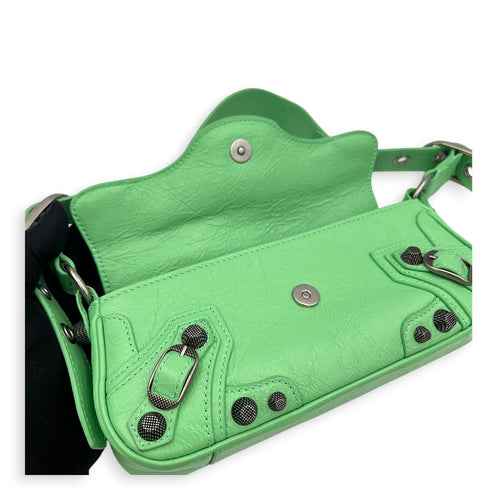 Le Cagole Shoulder Bag XS Green in Calfskin, Silver hardware