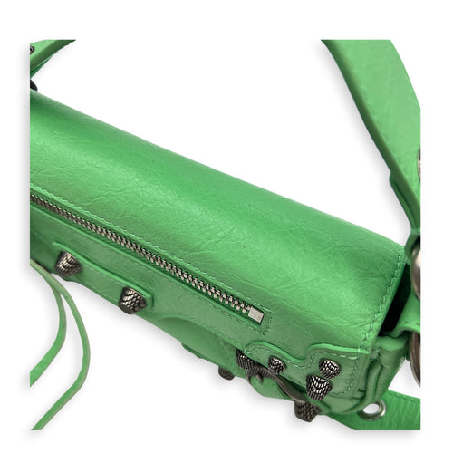 Le Cagole Shoulder Bag XS Green in Calfskin, Silver hardware