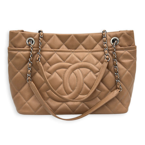 Timeless CC Shoulder Bag Black in Caviar Leather, Silver hardware