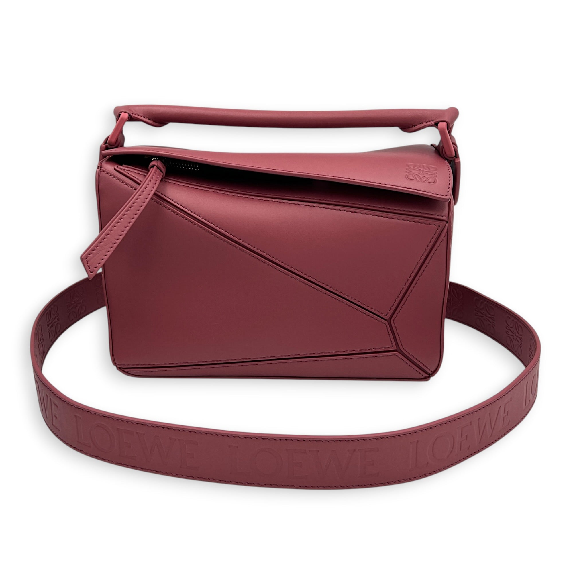 Puzzle Shoulder Bag Small Raspberry in Calfskin, Monochrome hardware