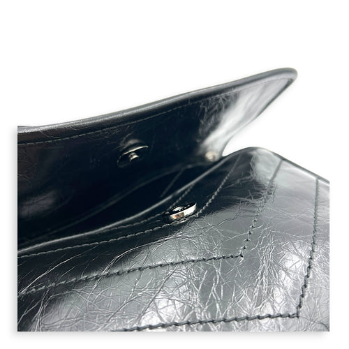Niki Shoulder Bag Medium Black in Distressed Leather, Ruthenium hardware
