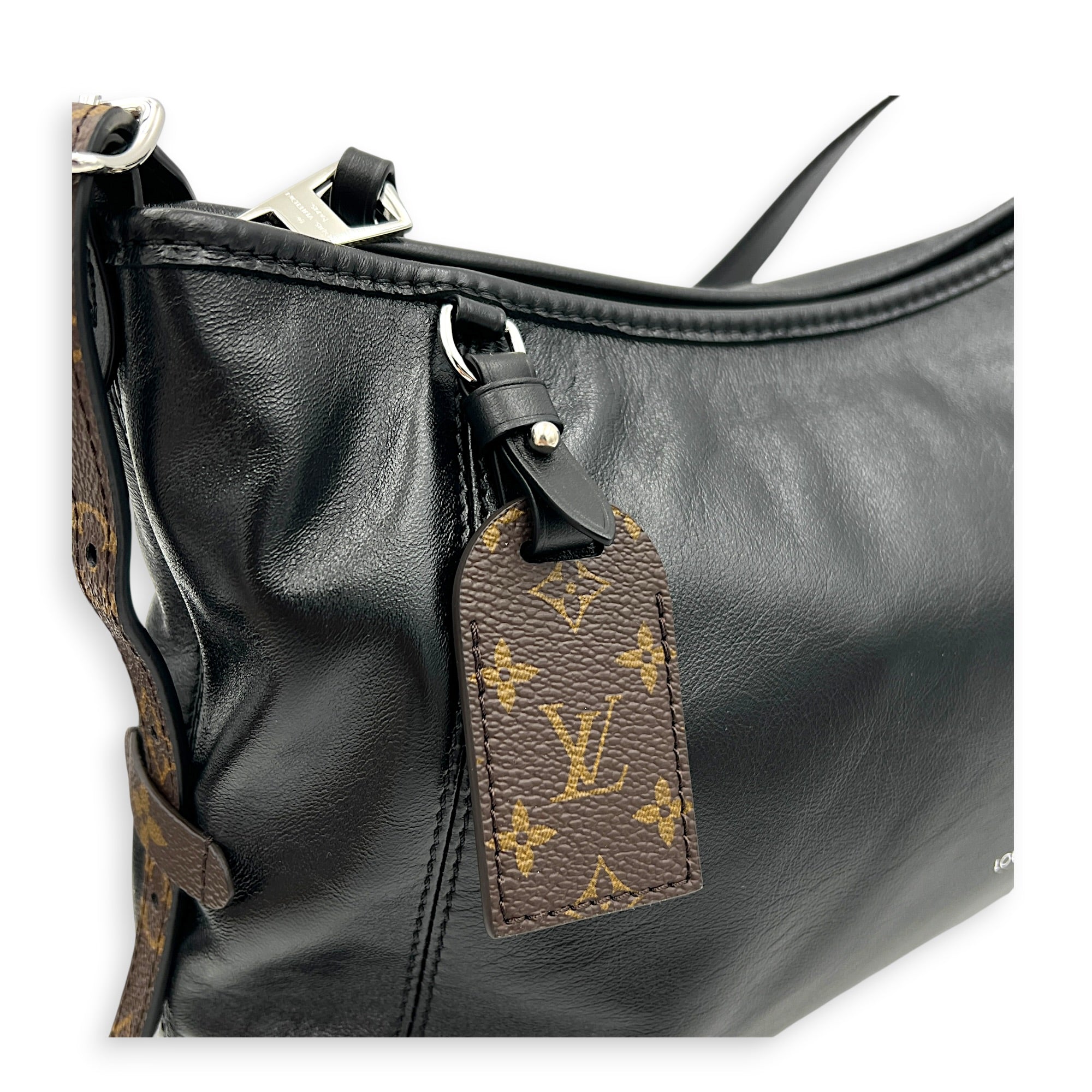 Carryall East West Shoulder Bag Noir in Calfskin, Silver hardware