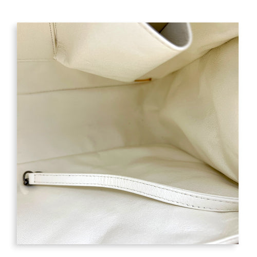 2.55 Tote Bag White in Distressed Leather, Gunmetal hardware