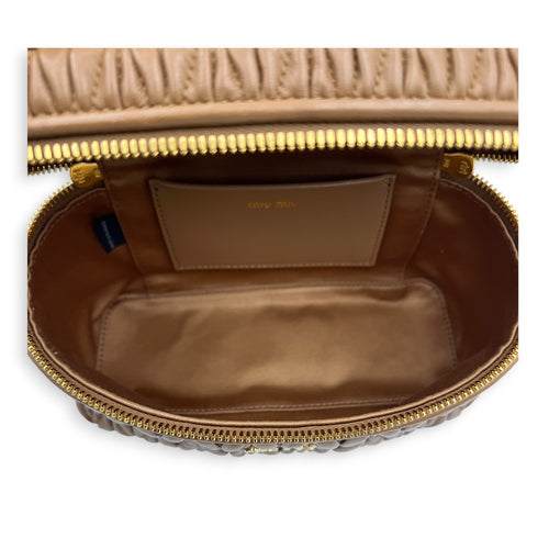 Matelassé Vanity Bag Brown in Lambskin, Gold hardware