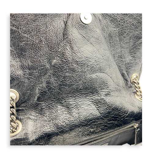 Niki Medium Black Shoulder Bag in Distressed Leather, Gunmetal hardware