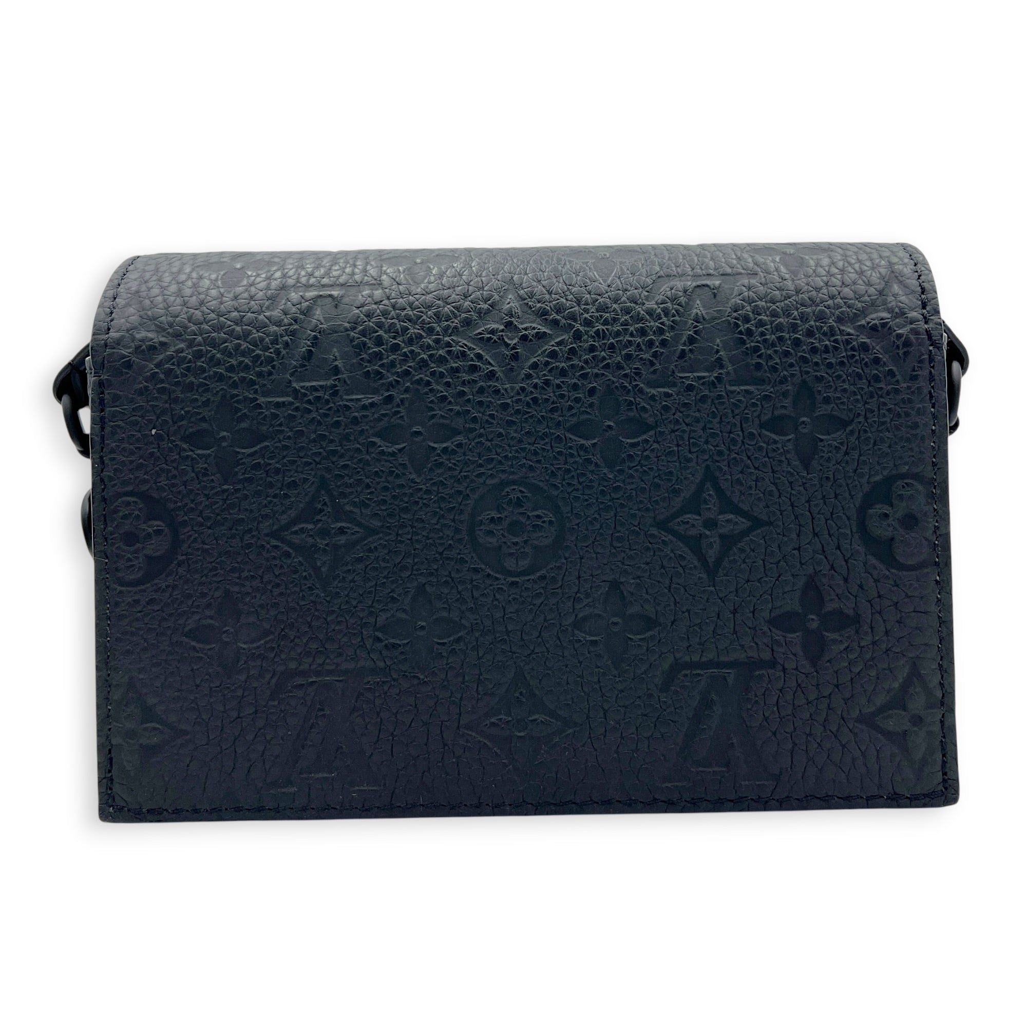 Steamer Crossbody Bag Black in Calfskin, Monochrome hardware