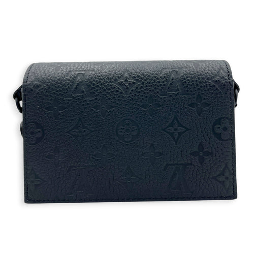 Steamer Crossbody Bag Black in Calfskin, Monochrome hardware