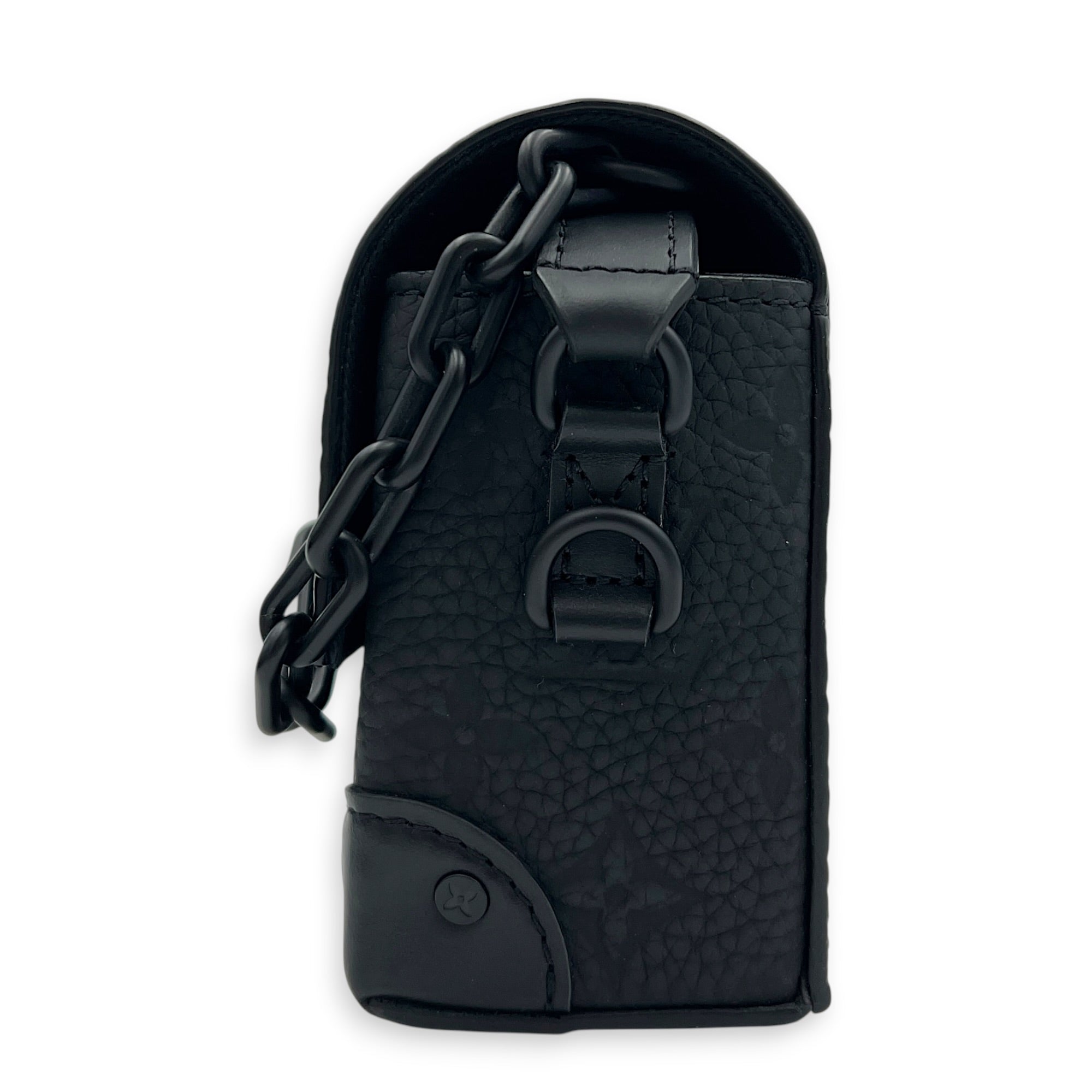 Steamer Crossbody Bag Black in Calfskin, Monochrome hardware