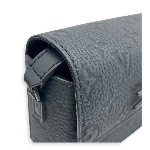 Steamer Crossbody Bag Black in Calfskin, Monochrome hardware
