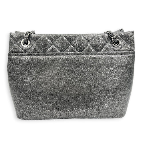 Timeless CC Tote Bag Silver in Caviar Leather, Silver hardware