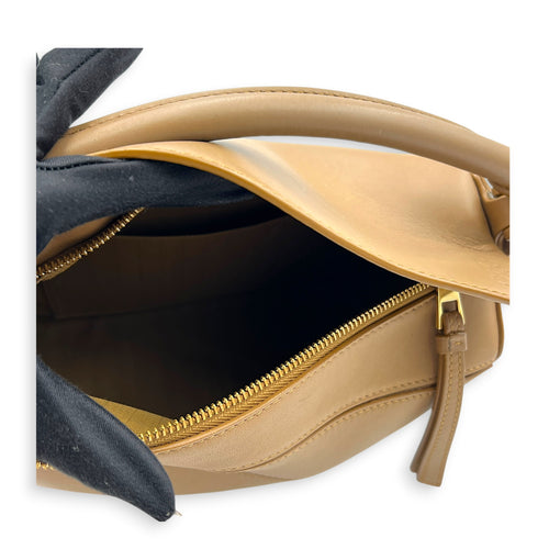 Puzzle Shoulder Bag Small Brown in Calfskin, Gold hardware