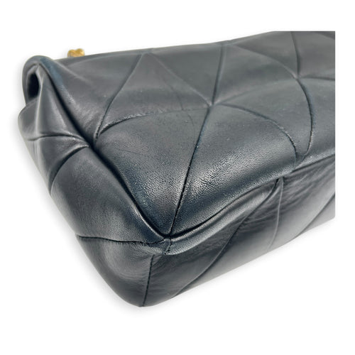 Jamie Shoulder Bag Medium Black in Lambskin, Gold hardware