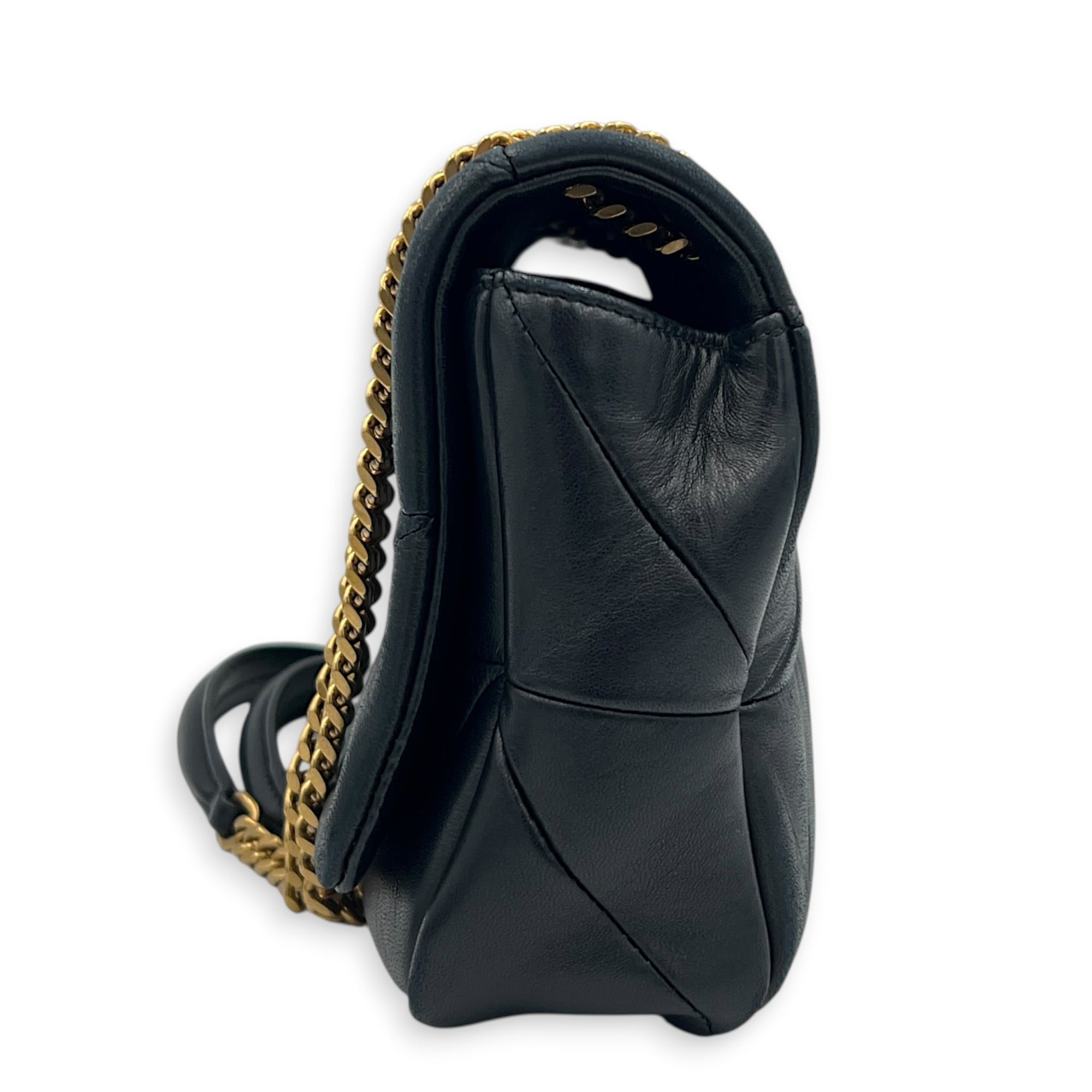 Jamie Shoulder Bag Medium Black in Lambskin, Gold hardware
