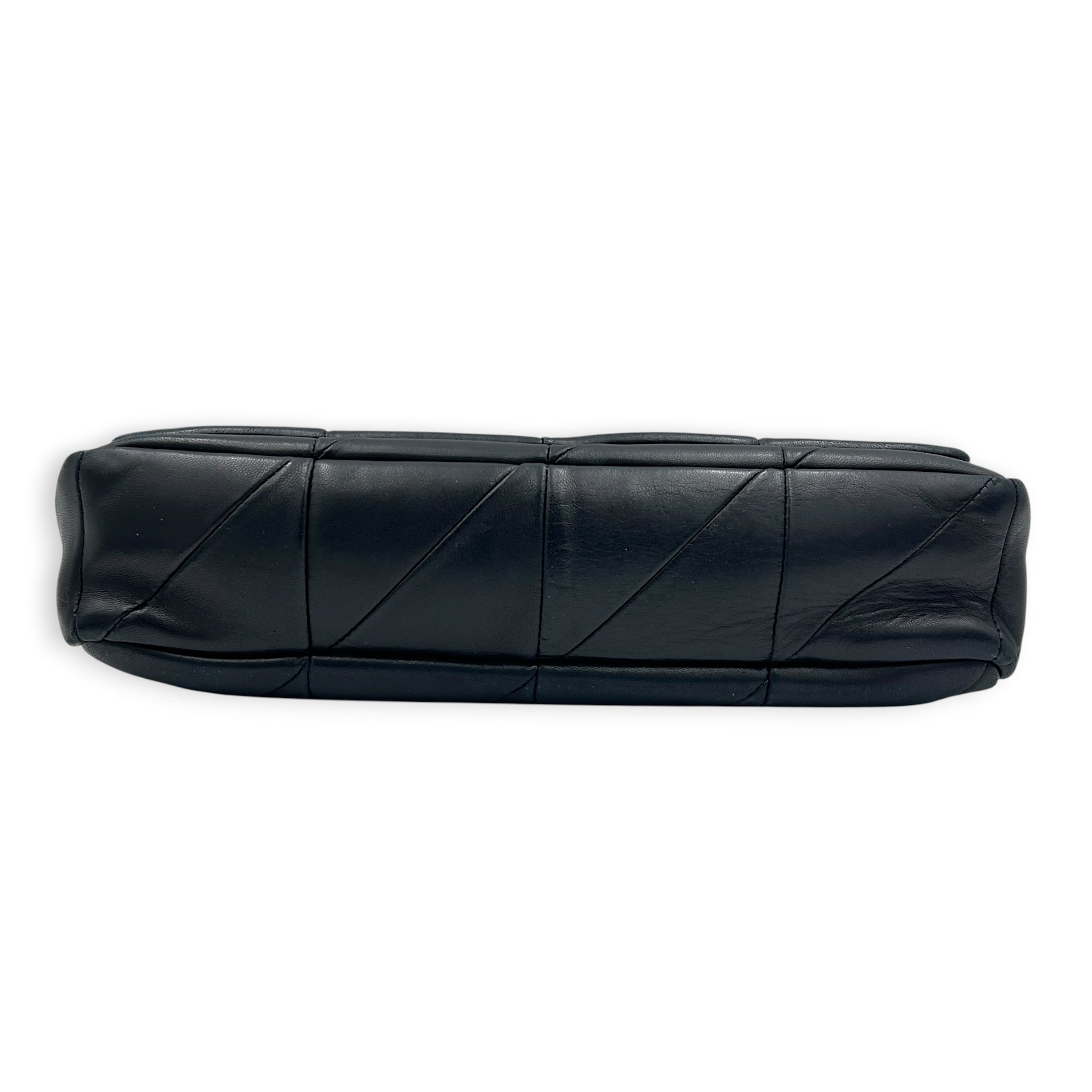 Jamie Shoulder Bag Medium Black in Lambskin, Gold hardware