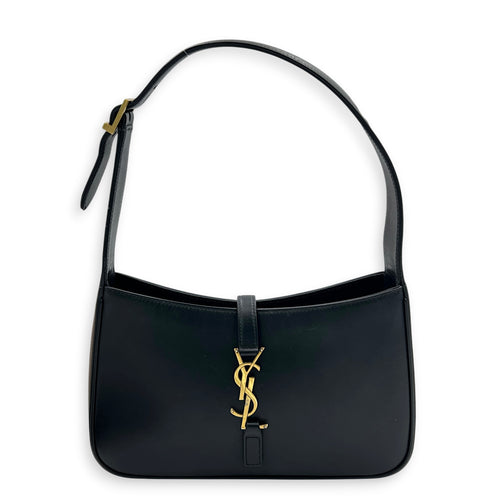 Le 5 A 7 Shoulder Bag Noir in Calfskin, Gold hardware