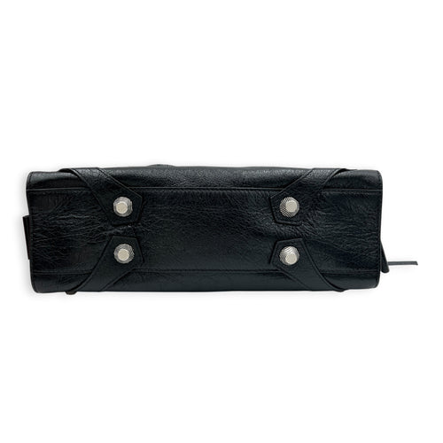 City Top Handle Bag Small Noir in Distressed Leather, Silver hardware
