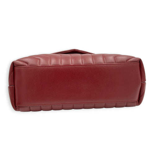 Loulou Shoulder Bag Medium Rouge Eros in Lambskin, Silver hardware