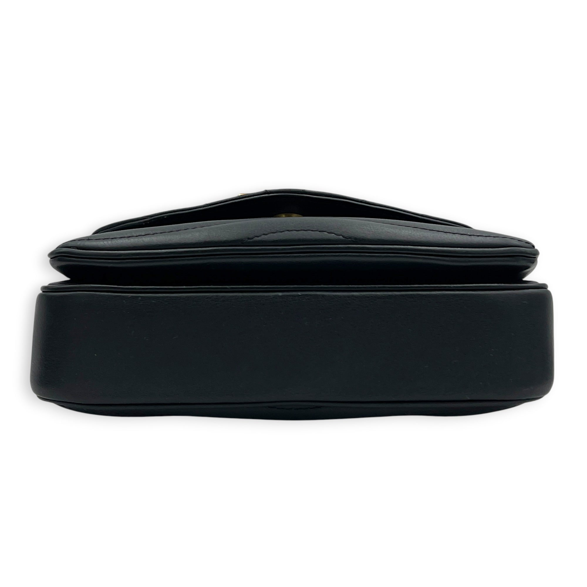 New Wave Shoulder Bag MM Black in Calfskin, Gold hardware