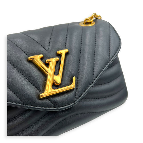 New Wave Shoulder Bag MM Black in Calfskin, Gold hardware