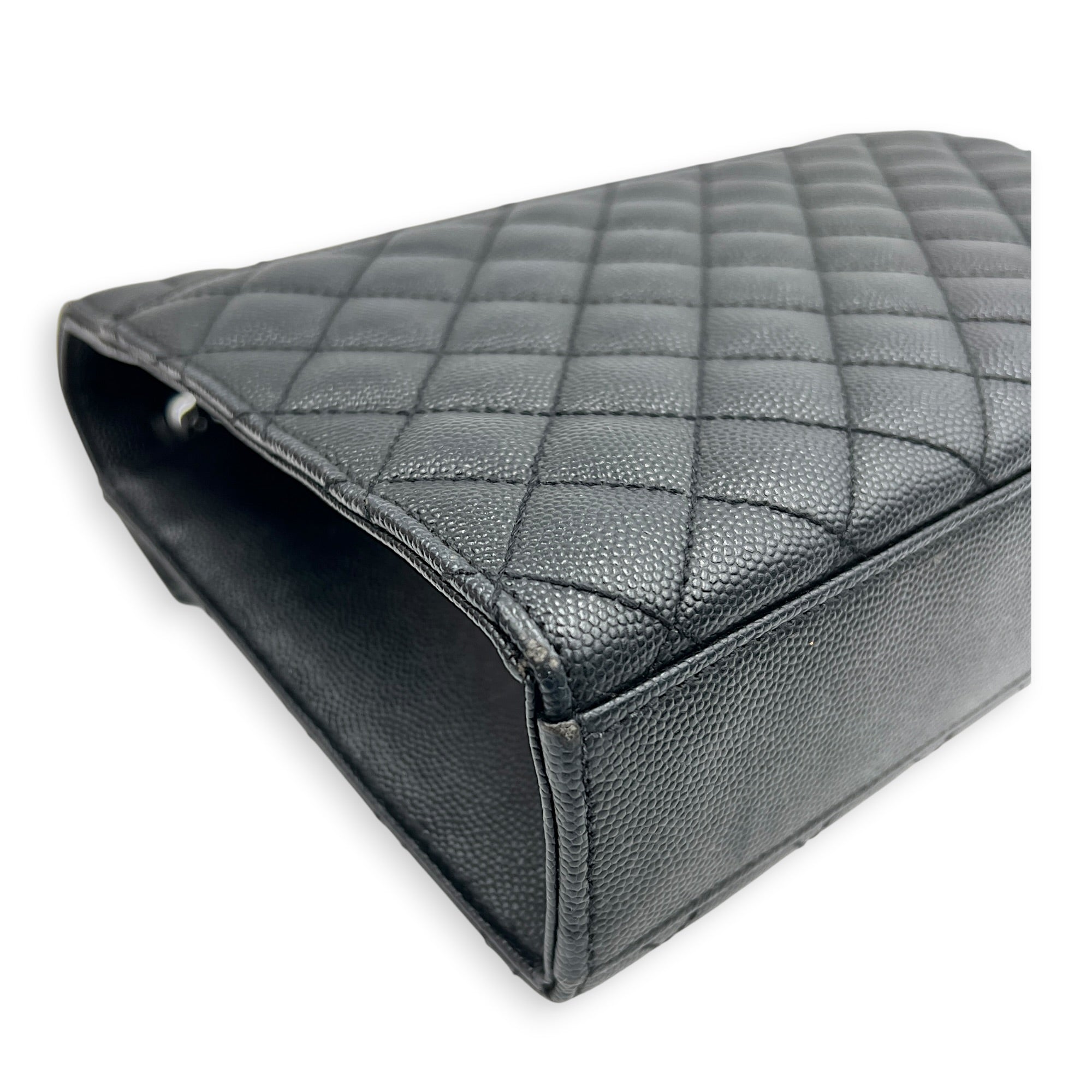 Envelope Black Shoulder Bag in Caviar Leather, Gunmetal hardware