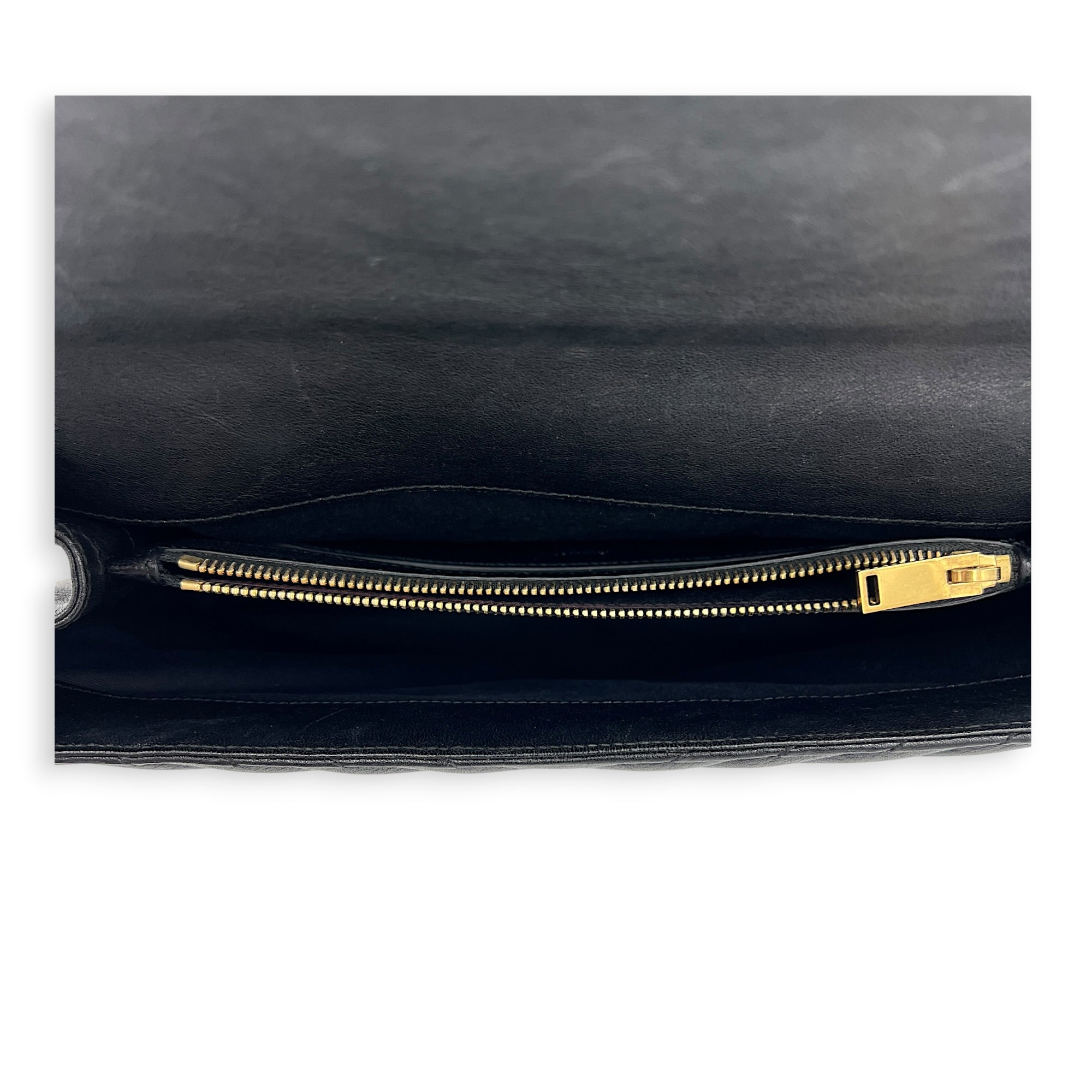 College Large Noir Shoulder Bag in Sheepskin, Gold hardware