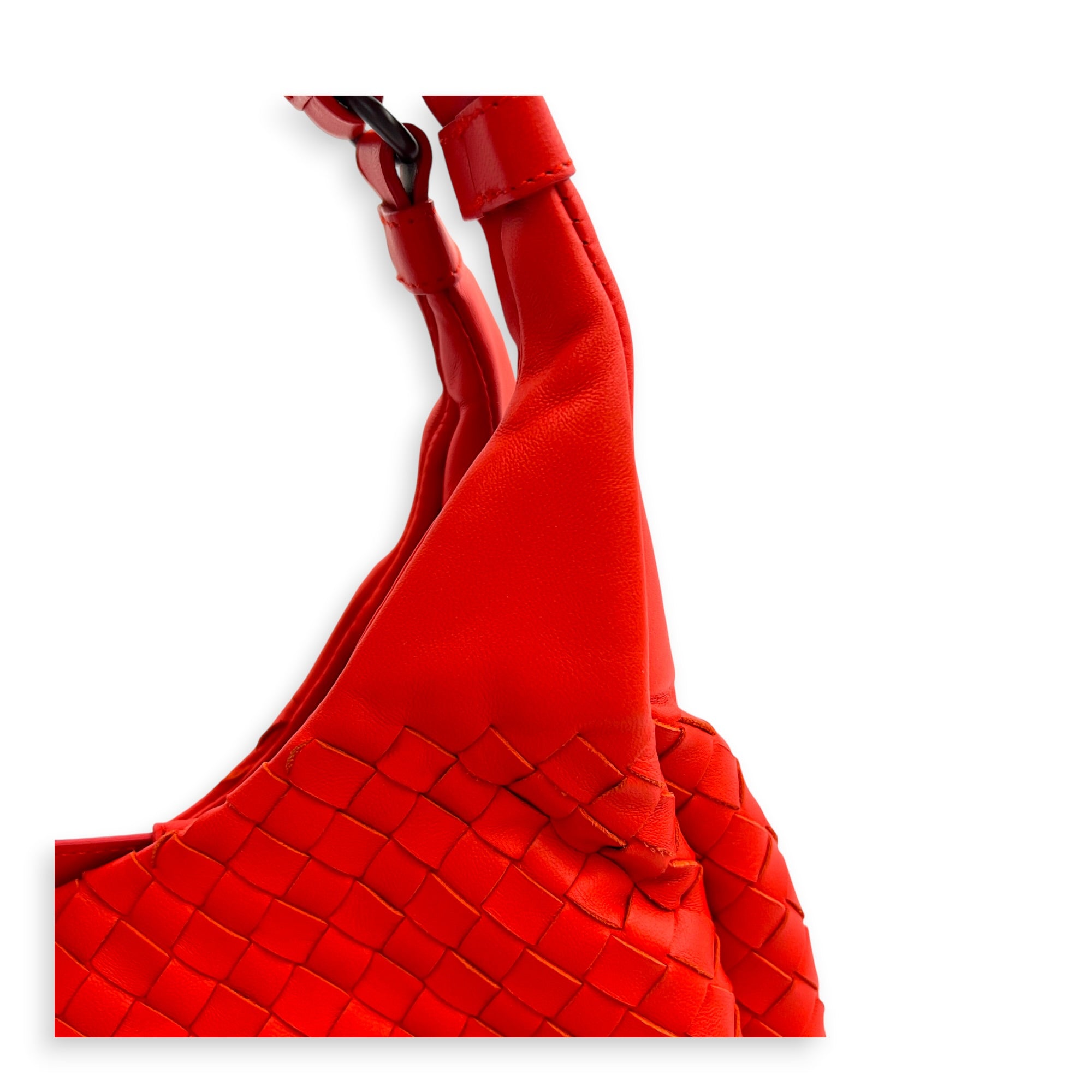 Campana Shoulder Bag Large Red in Intrecciato Leather, Gunmetal hardware