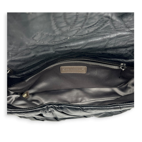 Twisted Flap Black Shoulder Bag in Calfskin, Silver hardware