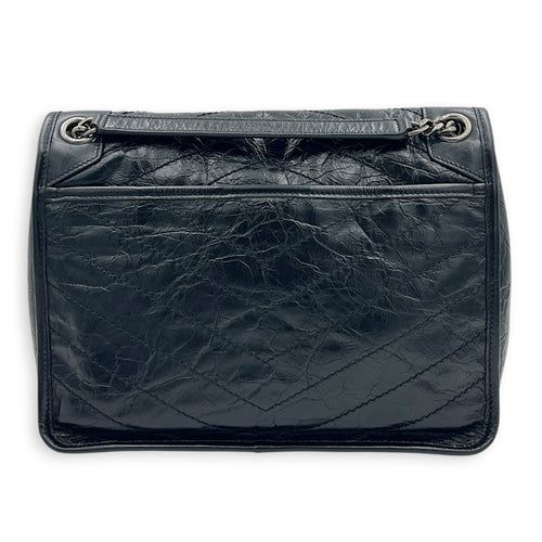 Niki Shoulder Bag Medium Noir in Distressed Leather, Silver hardware