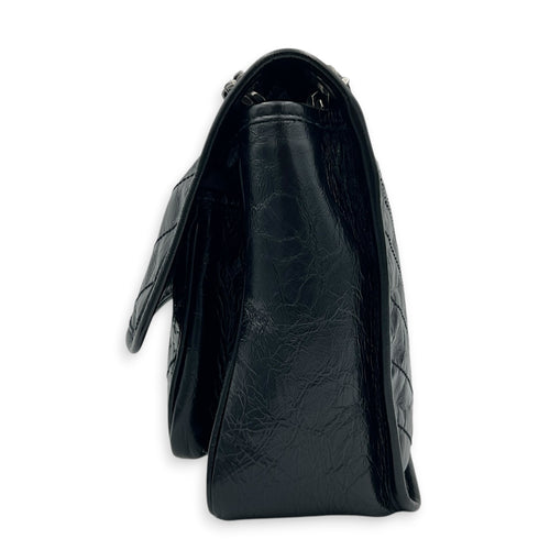 Niki Shoulder Bag Medium Noir in Distressed Leather, Silver hardware