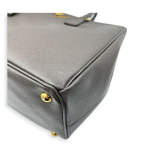 Galleria Top Handle Bag Large Argilla in Saffiano Leather, Gold hardware